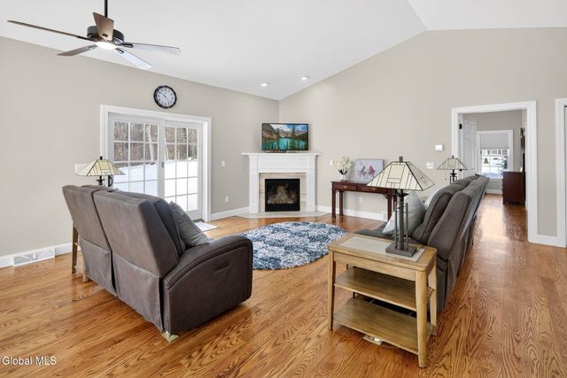 11 Westfall Court, Sand Lake, NY 12018