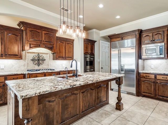 901 Sandy Trail, Keller, TX 76248