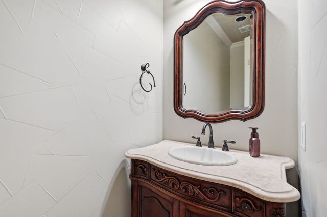 901 Sandy Trail, Keller, TX 76248