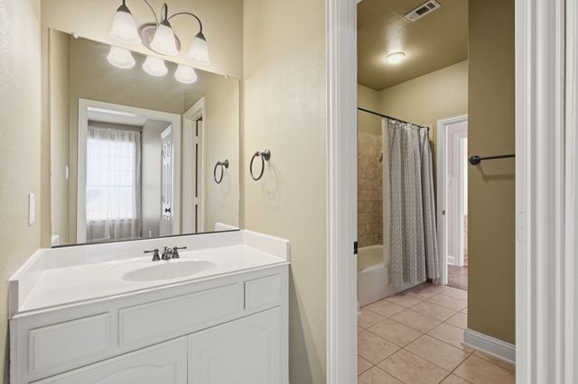 901 Sandy Trail, Keller, TX 76248