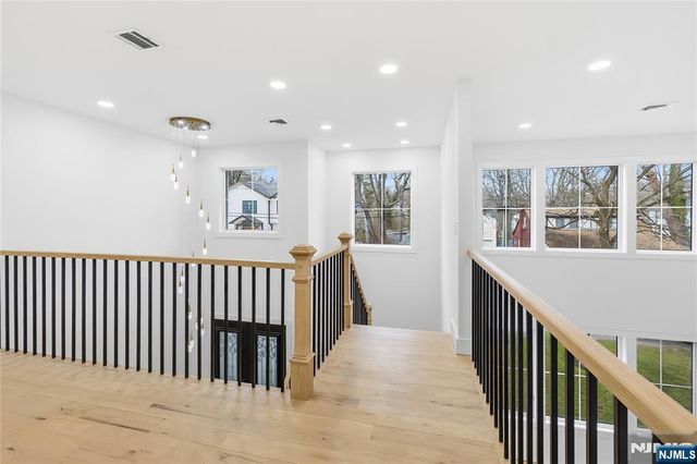 42 Harvey Street, Closter, NJ 07624