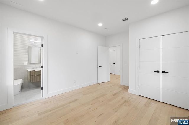 42 Harvey Street, Closter, NJ 07624