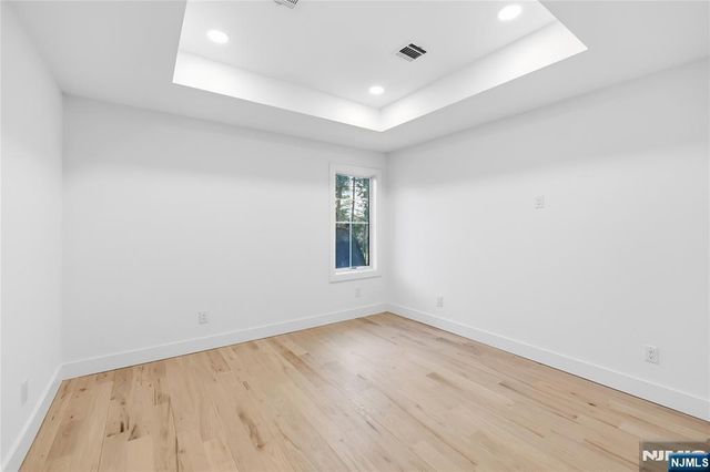 42 Harvey Street, Closter, NJ 07624