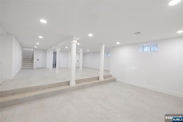 42 Harvey Street, Closter, NJ 07624