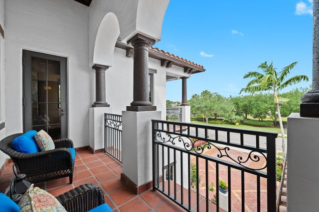 9650 Eden Manor, Parkland, FL 33076