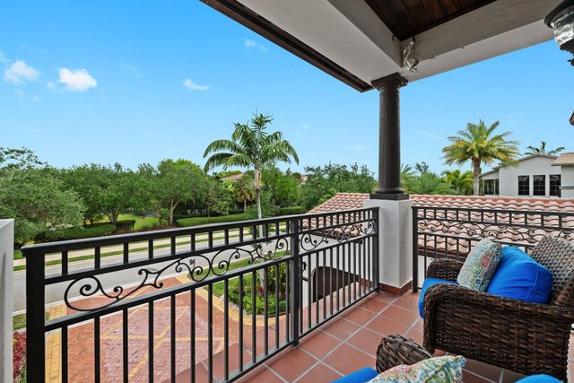 9650 Eden Manor, Parkland, FL 33076