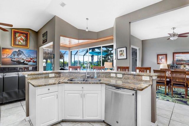 1161 MARINA DRIVE, Tarpon Springs, FL 34689