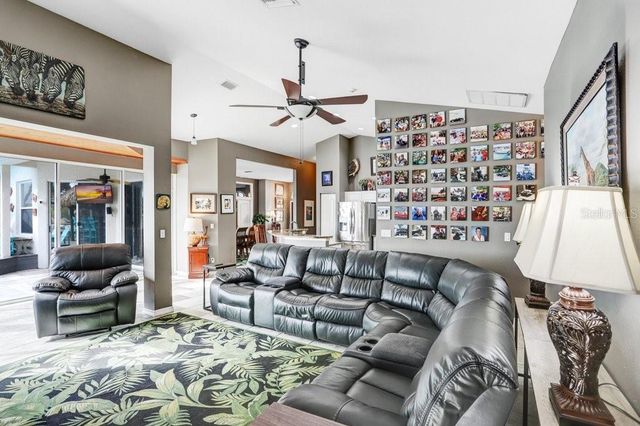 1161 MARINA DRIVE, Tarpon Springs, FL 34689