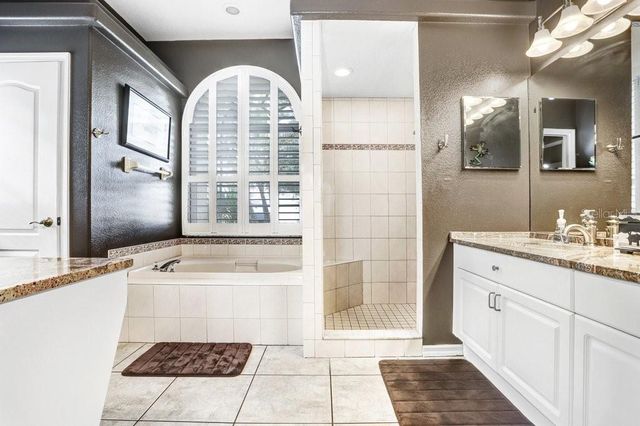 1161 MARINA DRIVE, Tarpon Springs, FL 34689