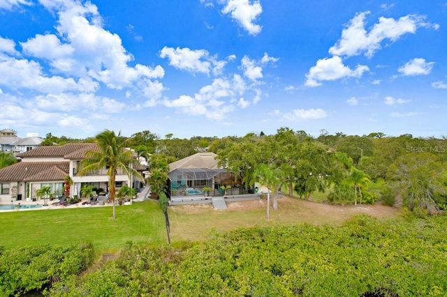 1161 MARINA DRIVE, Tarpon Springs, FL 34689