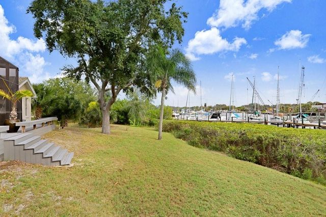1161 MARINA DRIVE, Tarpon Springs, FL 34689
