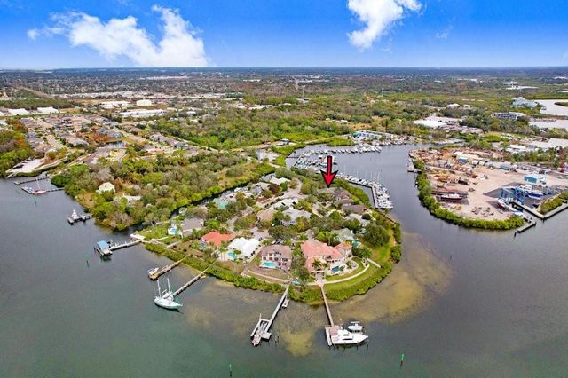 1161 MARINA DRIVE, Tarpon Springs, FL 34689