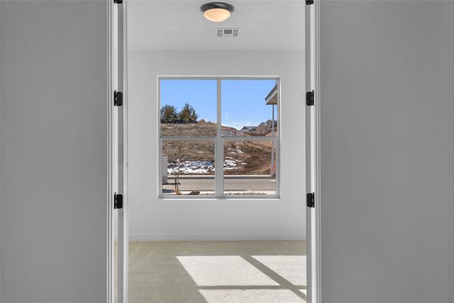 73 Cadena Loop, Los Alamos, NM 87547