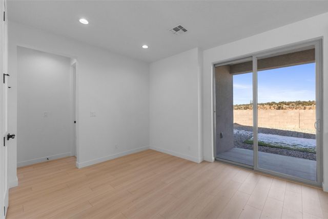 73 Cadena Loop, Los Alamos, NM 87547