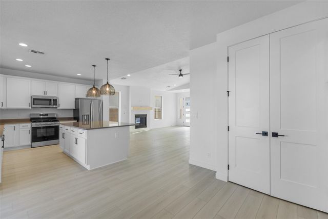 73 Cadena Loop, Los Alamos, NM 87547