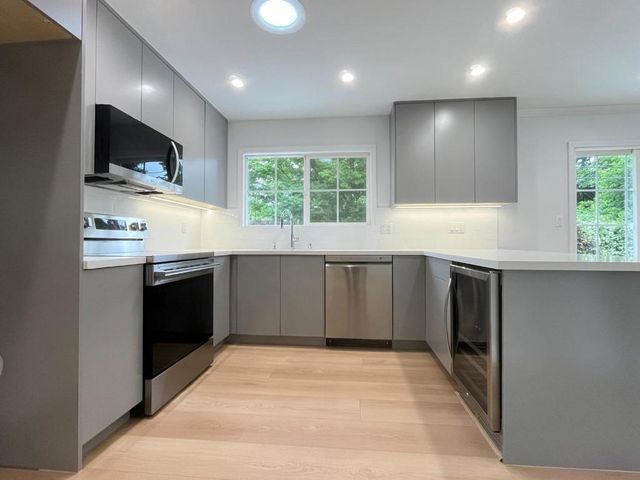8633 Briarwood Lane, Dublin, CA 94568