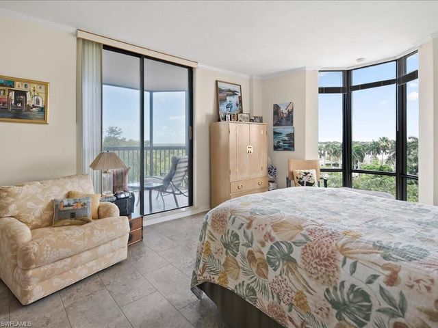 6075 Pelican Bay BLVD 506, Naples, FL 34108