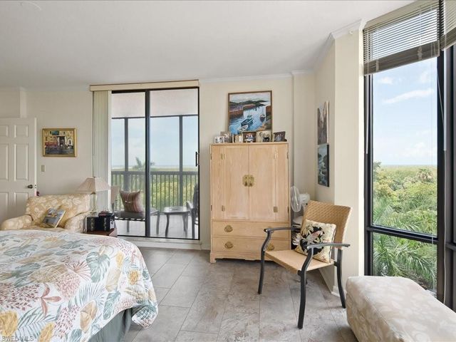 6075 Pelican Bay BLVD 506, Naples, FL 34108
