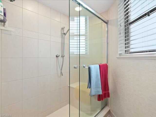 6075 Pelican Bay BLVD 506, Naples, FL 34108