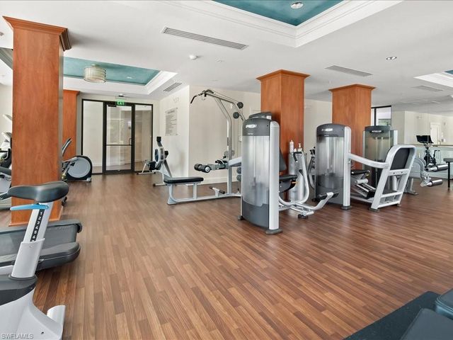 6075 Pelican Bay BLVD 506, Naples, FL 34108