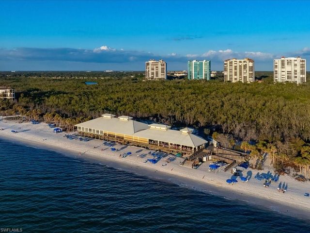 6075 Pelican Bay BLVD 506, Naples, FL 34108