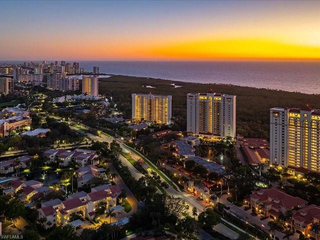 6075 Pelican Bay BLVD 506, Naples, FL 34108