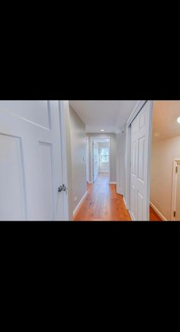 1678 Farwell Avenue, Des Plaines, IL 60018