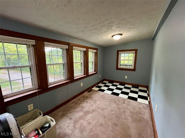 67867 Crosley Road, Blaine, OH 43912