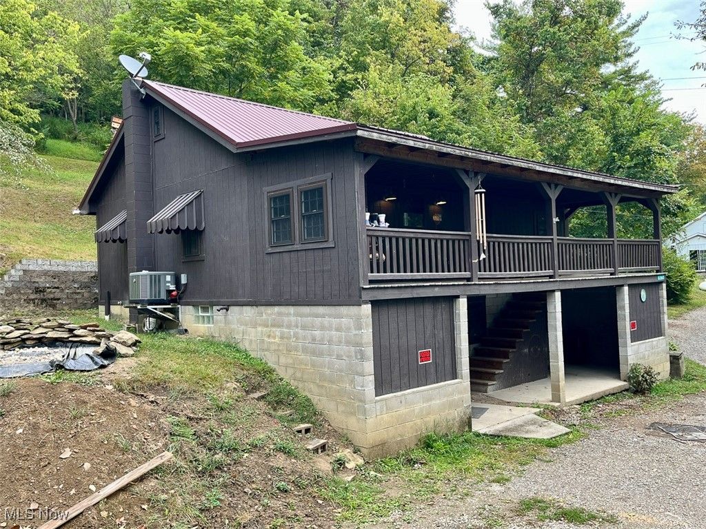 67867 Crosley Road, Blaine, OH 43912