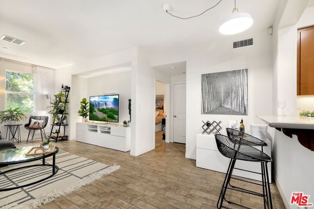 7100 Playa Vista Drive 216, Los Angeles, CA 90094