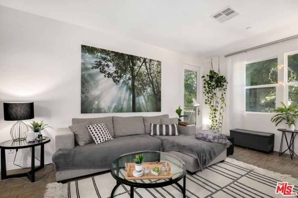 7100 Playa Vista Drive 216, Los Angeles, CA 90094