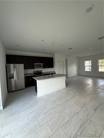 2885 W Redgate Drive, Dunnellon, FL 34433