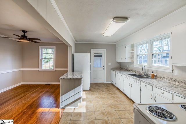 2502 Whitehall Avenue, Anderson, SC 29621
