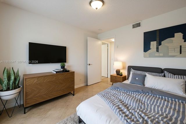 10001 W Atlantic Blvd 218, Coral Springs, FL 33071