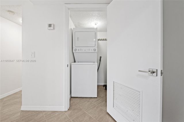 10001 W Atlantic Blvd 218, Coral Springs, FL 33071