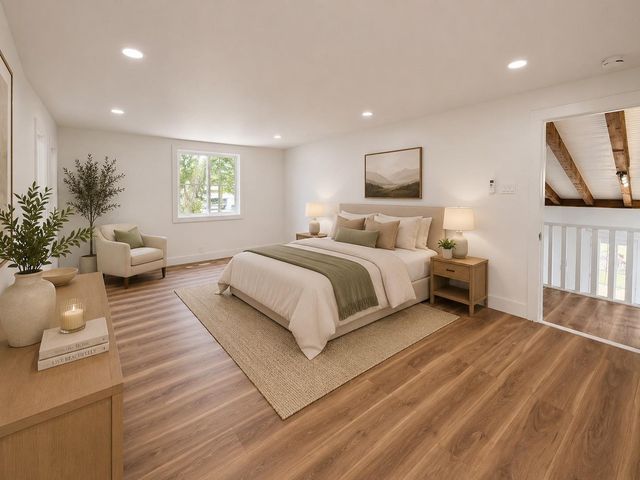 122 N Holland Street, Bellville, TX 77418