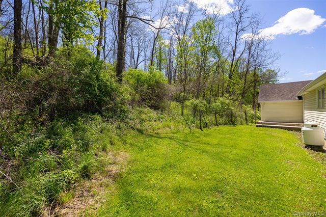 430 North Avenue, Pleasant Valley, NY 12569
