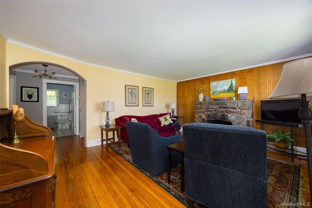 430 North Avenue, Pleasant Valley, NY 12569