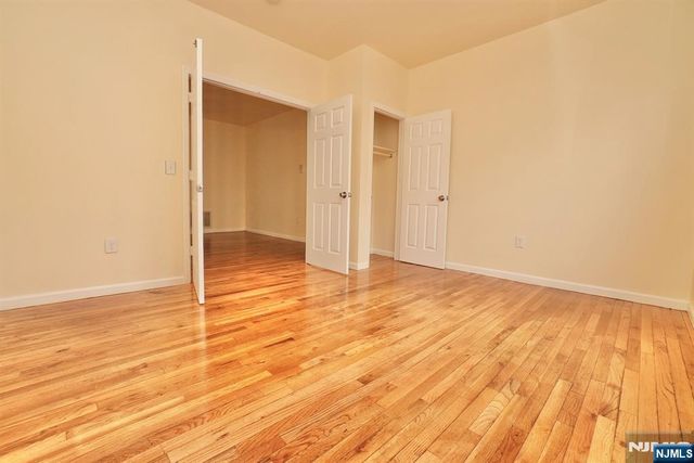 388-392 Chadwick Avenue, Newark, NJ 07112