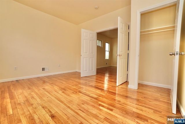 388-392 Chadwick Avenue, Newark, NJ 07112