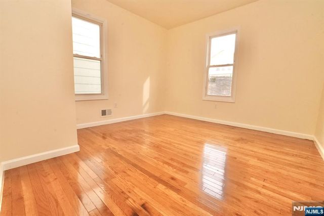 388-392 Chadwick Avenue, Newark, NJ 07112