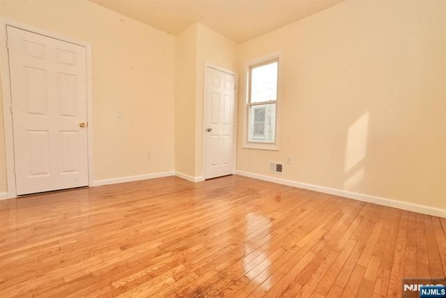 388-392 Chadwick Avenue, Newark, NJ 07112