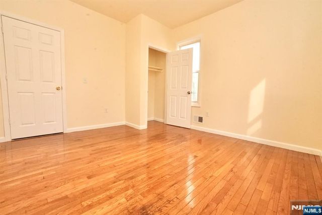 388-392 Chadwick Avenue, Newark, NJ 07112