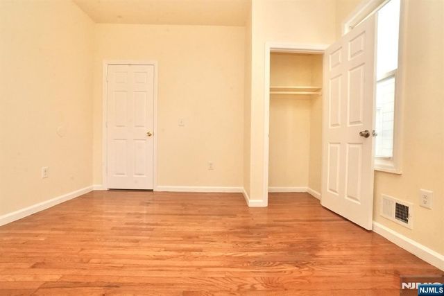 388-392 Chadwick Avenue, Newark, NJ 07112