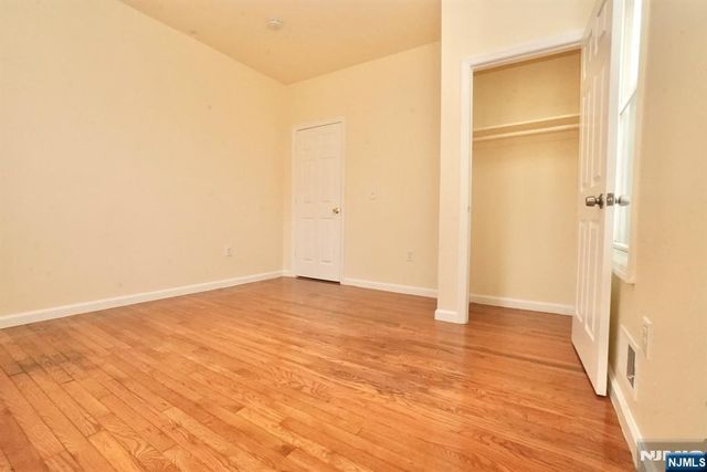 388-392 Chadwick Avenue, Newark, NJ 07112