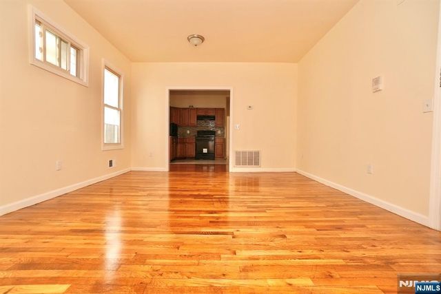 388-392 Chadwick Avenue, Newark, NJ 07112