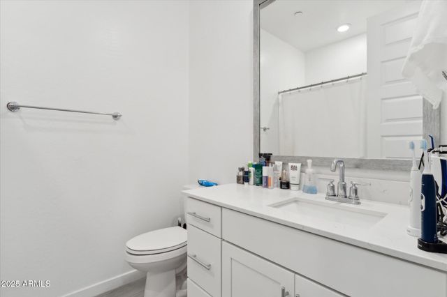 4077 S SABRINA Drive 30, Chandler, AZ 85248