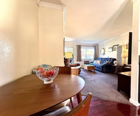 9719 Wintergardens Blvd., Lakeside, CA 92040