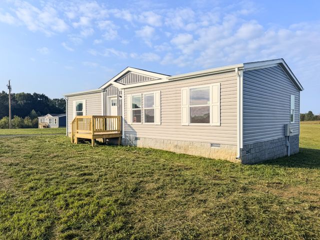 1159 Nimm Road, Red Boiling Springs, TN 37150