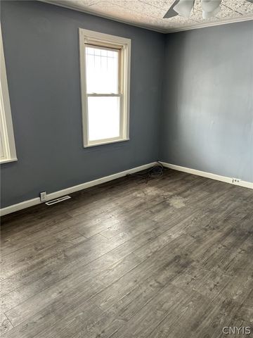 906 Park Street, Syracuse, NY 13208